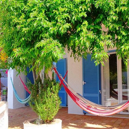 Jho'La Surf Camp Hostel Praia Da Luz Ngoại thất bức ảnh