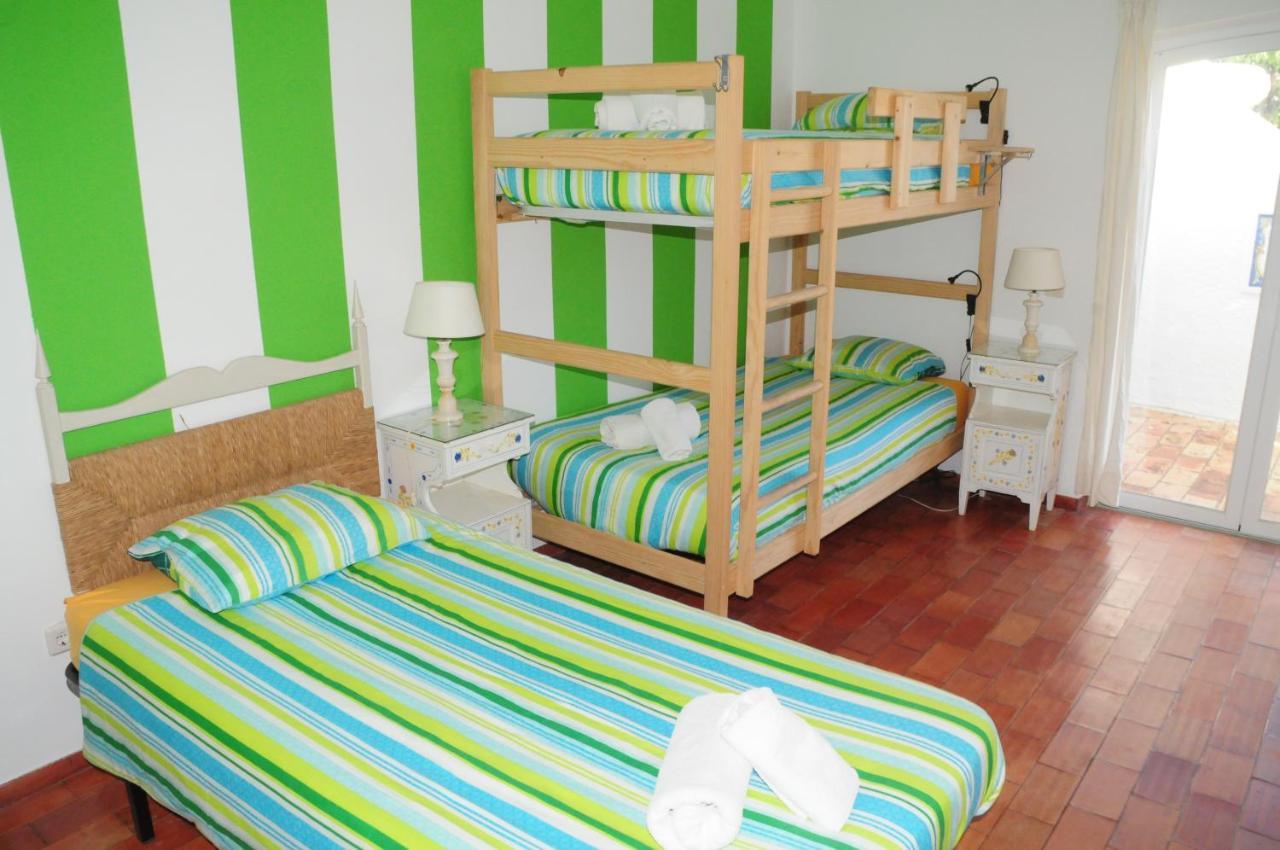 Jho'La Surf Camp Hostel Praia Da Luz Ngoại thất bức ảnh