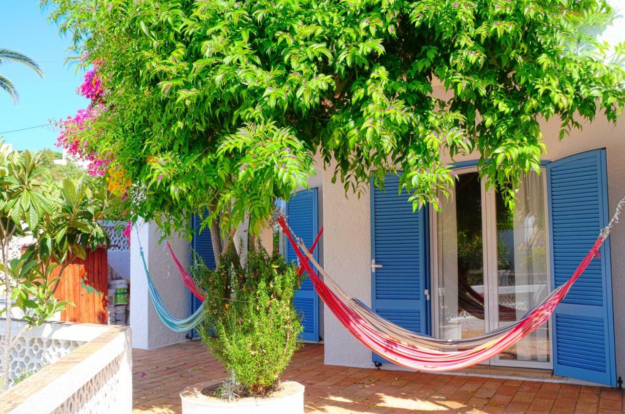 Jho'La Surf Camp Hostel Praia Da Luz Ngoại thất bức ảnh