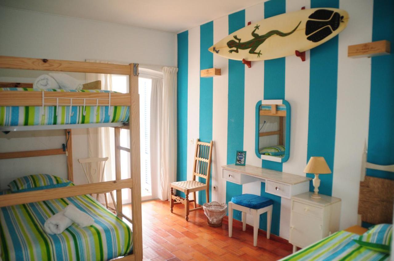 Jho'La Surf Camp Hostel Praia Da Luz Ngoại thất bức ảnh